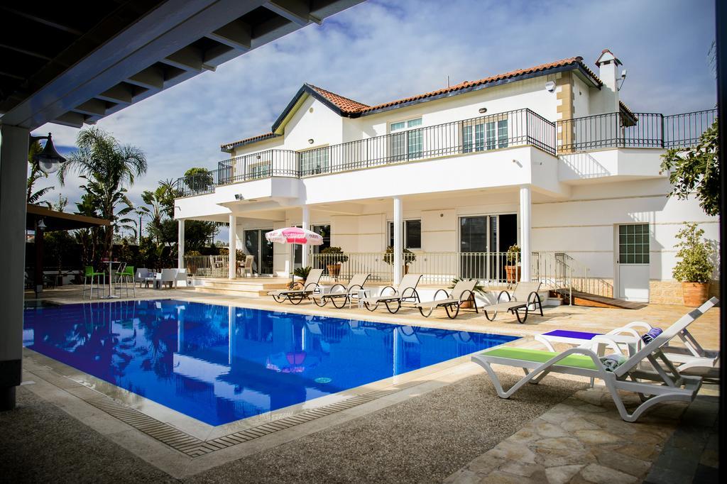 Papas Family Villa Paralimni Oda fotoğraf