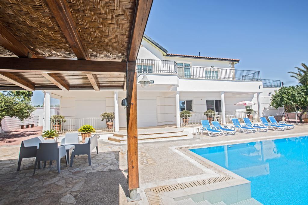 Papas Family Villa Paralimni Dış mekan fotoğraf