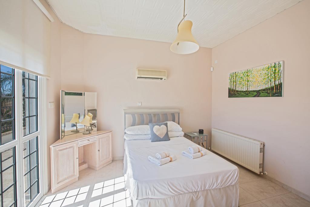 Papas Family Villa Paralimni Dış mekan fotoğraf